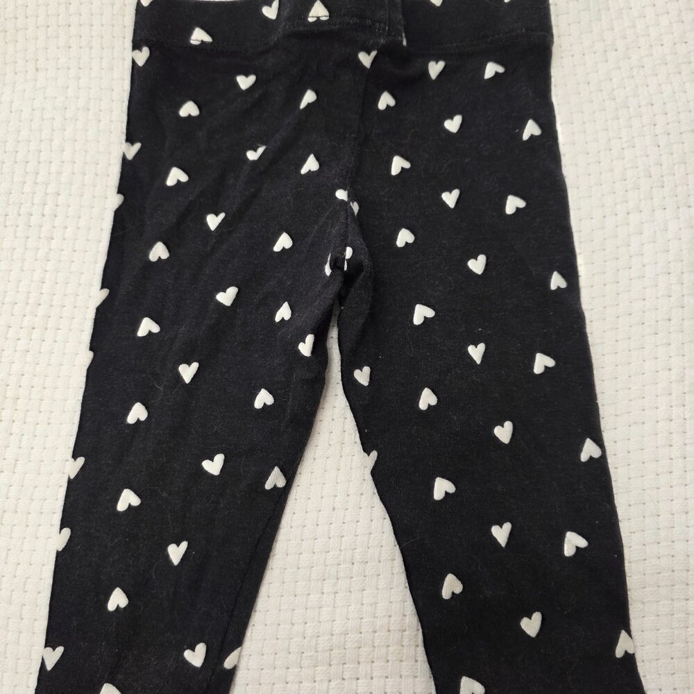 Nordstrom Baby Bear Hoodie & Heart Leggings Set | 6 Months | Cozy & Cute! 🤍🖤 - Picture 6 of 8